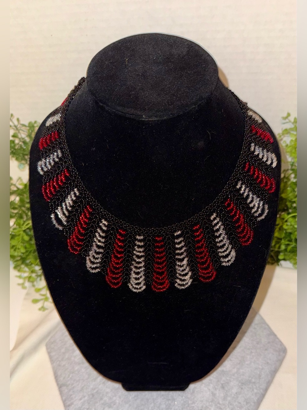 Glass seed bead handcrafted collar necklace